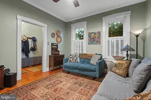 246 E Walnut St, Lancaster, PA 17602 - Photo 3