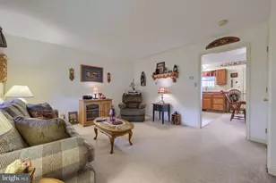 11 Rosemont Dr, Denver, PA 17517 - Photo 7