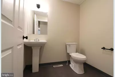 1413 W Main Street, Ephrata, PA 17522 - Photo 17