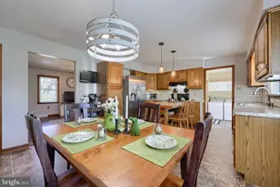 142 Hostetter Ln, Lancaster, PA 17602 - Photo 33