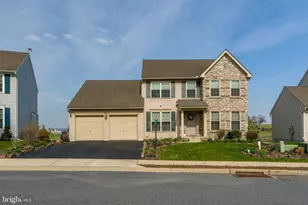 47 Dawkins Dr, East Earl, PA 17519 - Photo 1