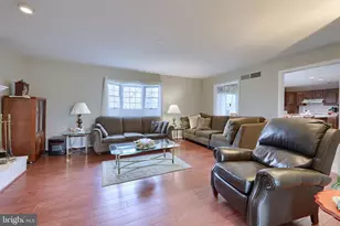 2977 Hearthside Ln, Lancaster, PA 17601 - Photo 13