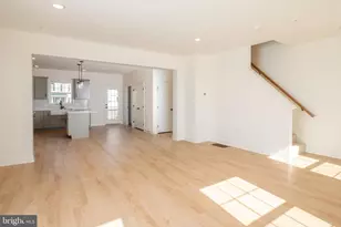 2453 Spring Water Cir, Lancaster, PA 17601 - Photo 3