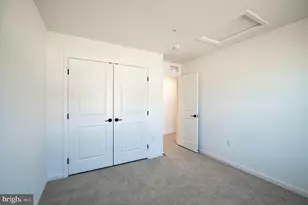 2453 Spring Water Cir, Lancaster, PA 17601 - Photo 11