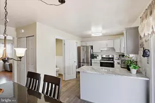 844 Marjory Terrace, Lancaster, PA 17603 - Photo 7