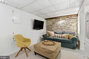 135 S Cedar St, Lititz, PA 17543 - Photo 33