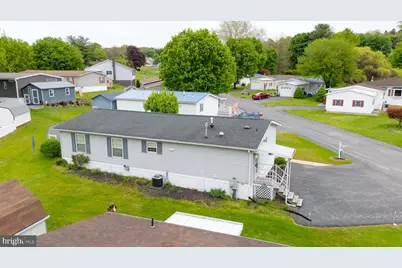 82 Taylor Drive, Ronks, PA 17572 - Photo 3