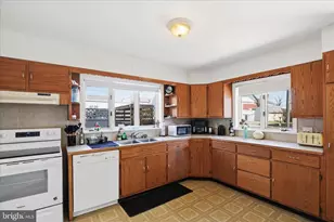 401 Main St, Denver, PA 17517 - Photo 11