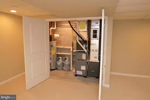 247 Harvard Ave, Lancaster, PA 17603 - Photo 29