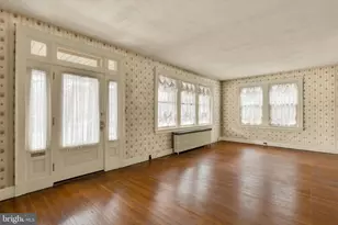 42 Market Square, Manheim, PA 17545 - Photo 7