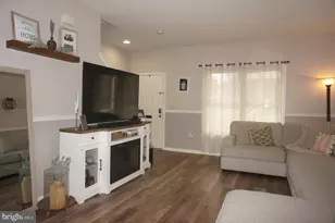 429 Locust St, Lancaster, PA 17602 - Photo 3