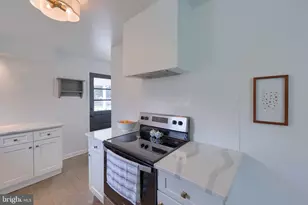 314 Dahlia Rd, Lancaster, PA 17602 - Photo 7