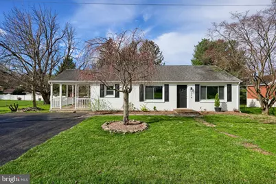 314 Dahlia Road, Lancaster, PA 17602 - Photo 1