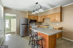 21 W Gramby St, Manheim, PA 17545 - Photo 11