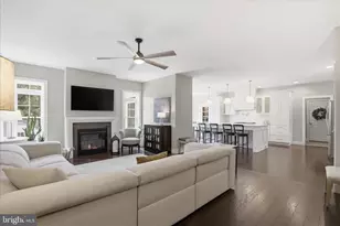 339 Bowyer Ln, Lititz, PA 17543 - Photo 3