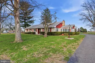 1437 Lititz Rd, Manheim, PA 17545 - Photo 3