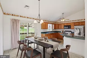 23 Bradford St, Millersville, PA 17551 - Photo 9