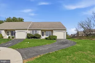 23 Bradford St, Millersville, PA 17551 - Photo 1