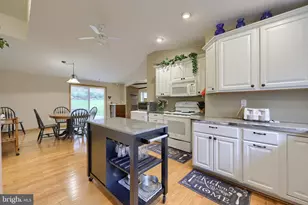 42 Mount Hope School Rd, Willow Street, PA 17584 - Photo 11