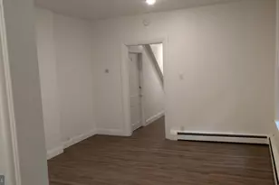 13 E Walnut St, Lancaster, PA 17602 - Photo 5