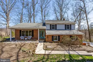 4897 Bossler Rd, Elizabethtown, PA 17022 - Photo 1