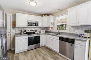 213 Skylark Rd, Lititz, PA 17543 - Photo 9