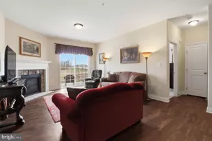 637 Lititz Reserve Ln, Lititz, PA 17543 - Photo 5