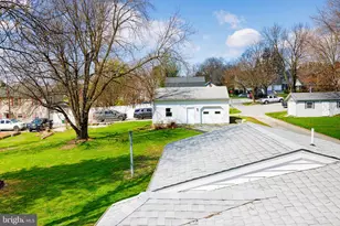 222 N Market Ave, Mount Joy, PA 17552 - Photo 39