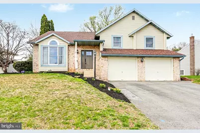 202 Roosevelt Circle, Ephrata, PA 17522 - Photo 1