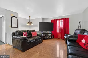 1390 Carole Ln, Manheim, PA 17545 - Photo 5