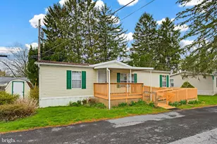 22 Madge Dr, Lancaster, PA 17603 - Photo 1