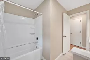 415 E Willow St, Elizabethtown, PA 17022 - Photo 13