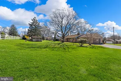 2566 Golden Drive, East Petersburg, PA 17520 - Photo 7