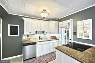 37 S 8th St, Columbia, PA 17512 - Photo 11