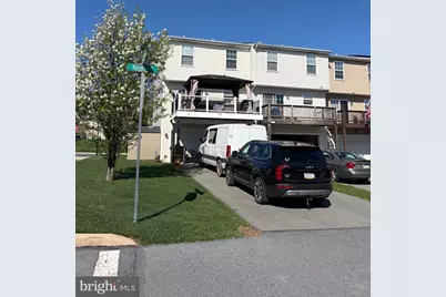 393 Dickens Drive, Lancaster, PA 17603 - Photo 3