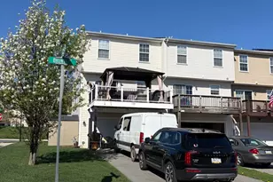 393 Dickens Dr, Lancaster, PA 17603 - Photo 3