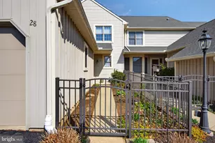 28 Shybrook Ct, Elizabethtown, PA 17022 - Photo 3