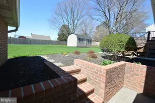 556 Schoolway Dr, Manheim, PA 17545 - Photo 7