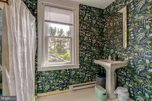 466 E Main St, Leola, PA 17540 - Photo 17