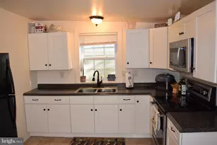 108 S Spruce St, Lititz, PA 17543 - Photo 5