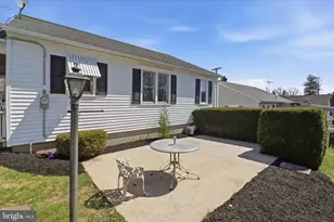 216 N Pitt St, Manheim, PA 17545 - Photo 9
