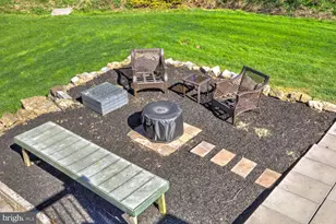 2049 Pine Dr, Lancaster, PA 17601 - Photo 37