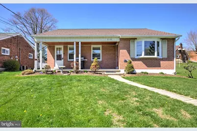 210 S 8th Street, Akron, PA 17501 - Photo 1