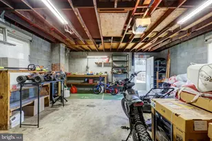 210 S 8th St, Akron, PA 17501 - Photo 27