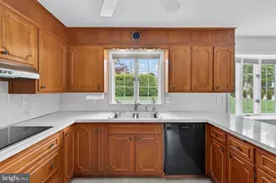 701 Pershing Ave, Ephrata, PA 17522 - Photo 25