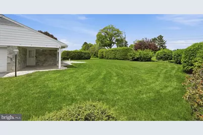 701 Pershing Avenue, Ephrata, PA 17522 - Photo 3