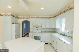 120 W 3rd Ave, Lititz, PA 17543 - Photo 17