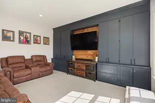 22 Walton Hill Cir, Lititz, PA 17543 - Photo 9