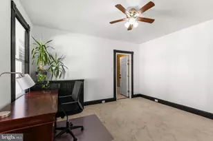 240 E Orange St, Lancaster, PA 17602 - Photo 29