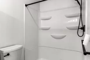 240 E Orange St, Lancaster, PA 17602 - Photo 25